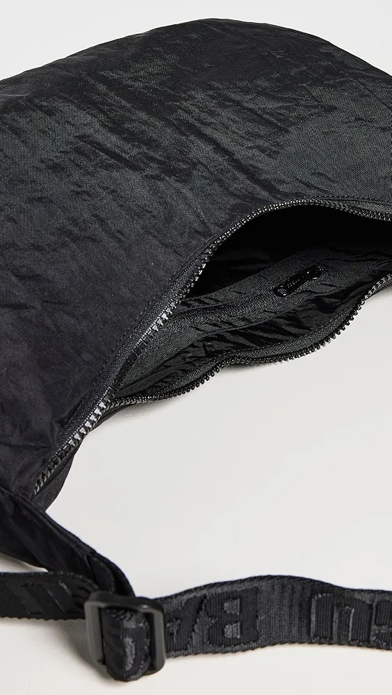 BAGGU   Medium Nylon Crescent Bag 