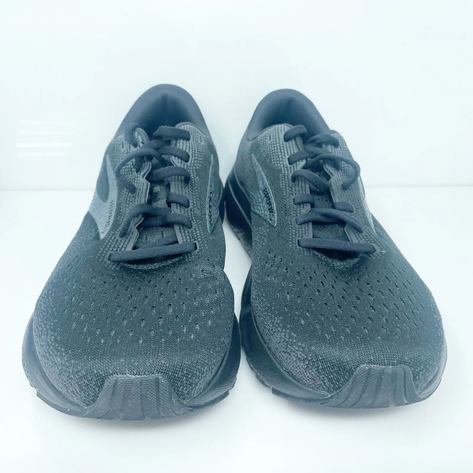 Brooks Womens Ghost 16 1204072E020 Black Running Shoes Sneakers Size 10 2E