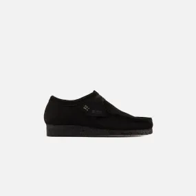 Clarks     wmns wallabee low