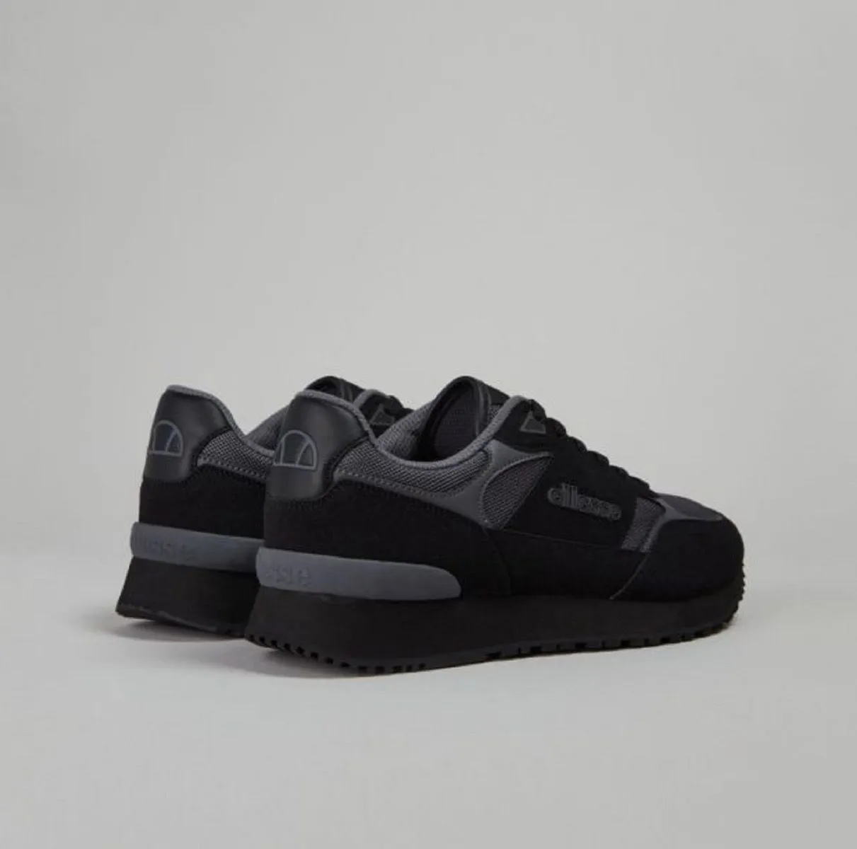 Ellesse Gara Runner Synthetic Trainers Black/Dark Grey