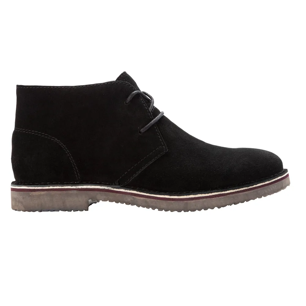 Findley Round Toe Chukka Boots
