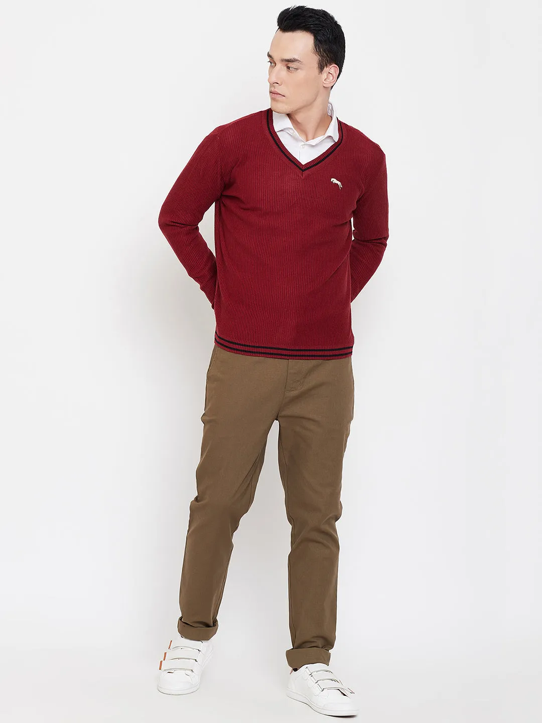 JUMP USA Men Red Solid Sweater