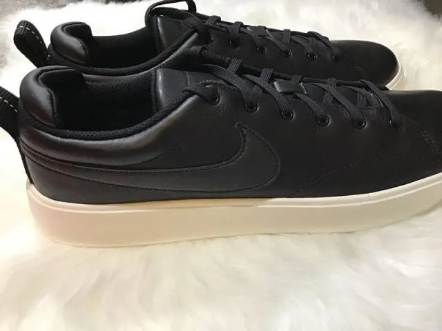 Nib auth nike course classic sneakers