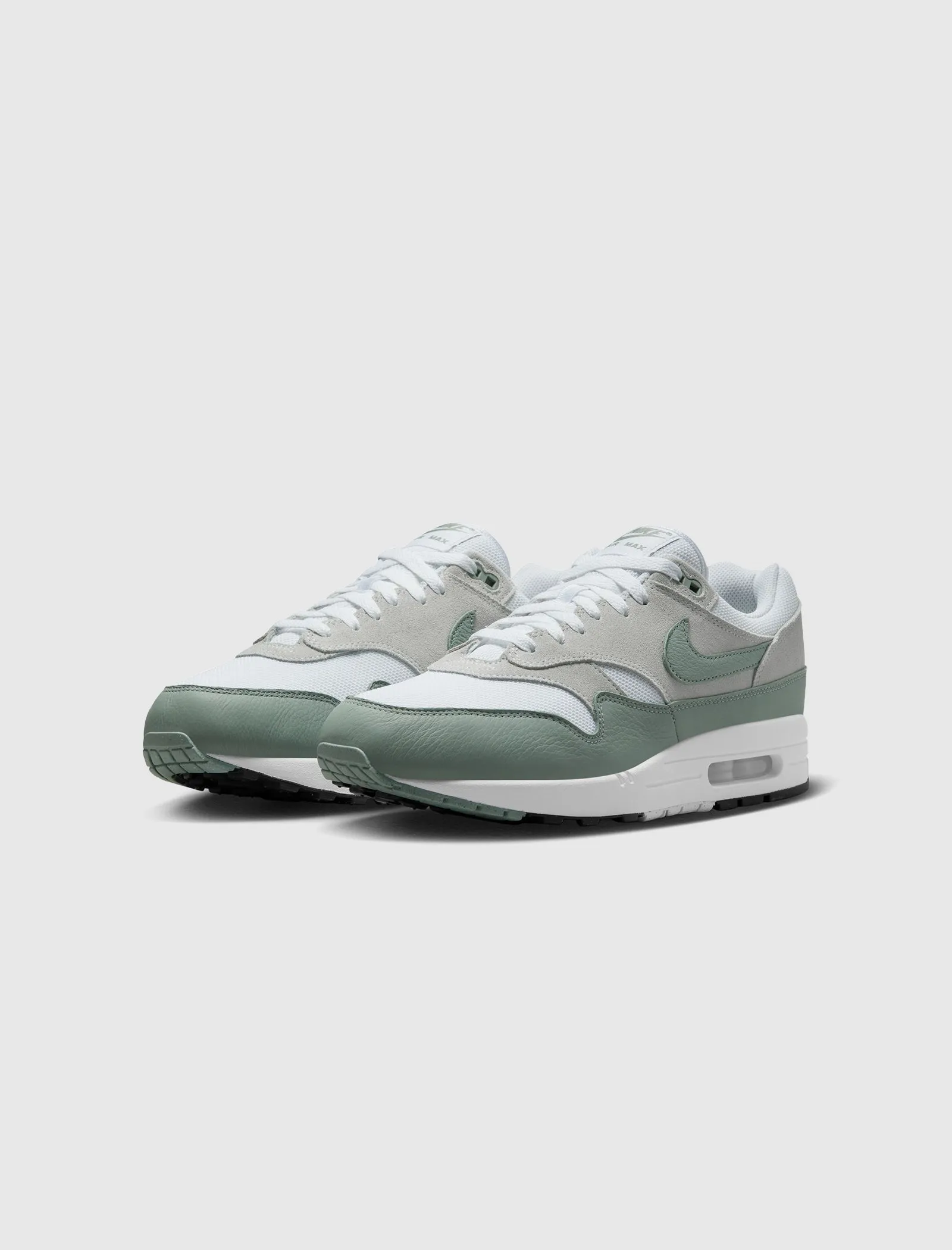 NIKE AIR MAX 1 