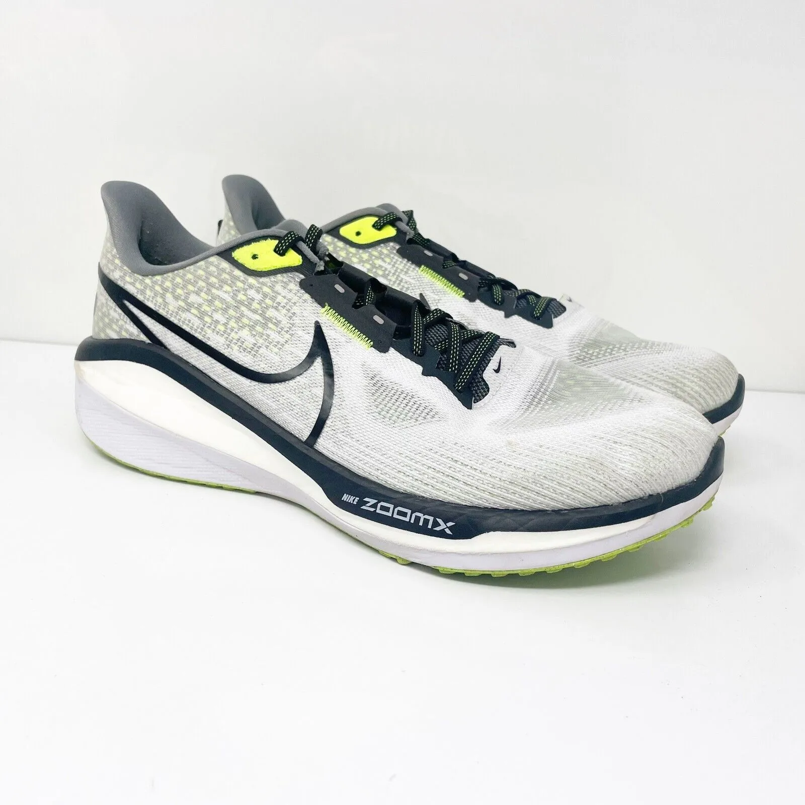 Nike Mens Vomero 17 FB1309-002 White Running Shoes Sneakers Size 11