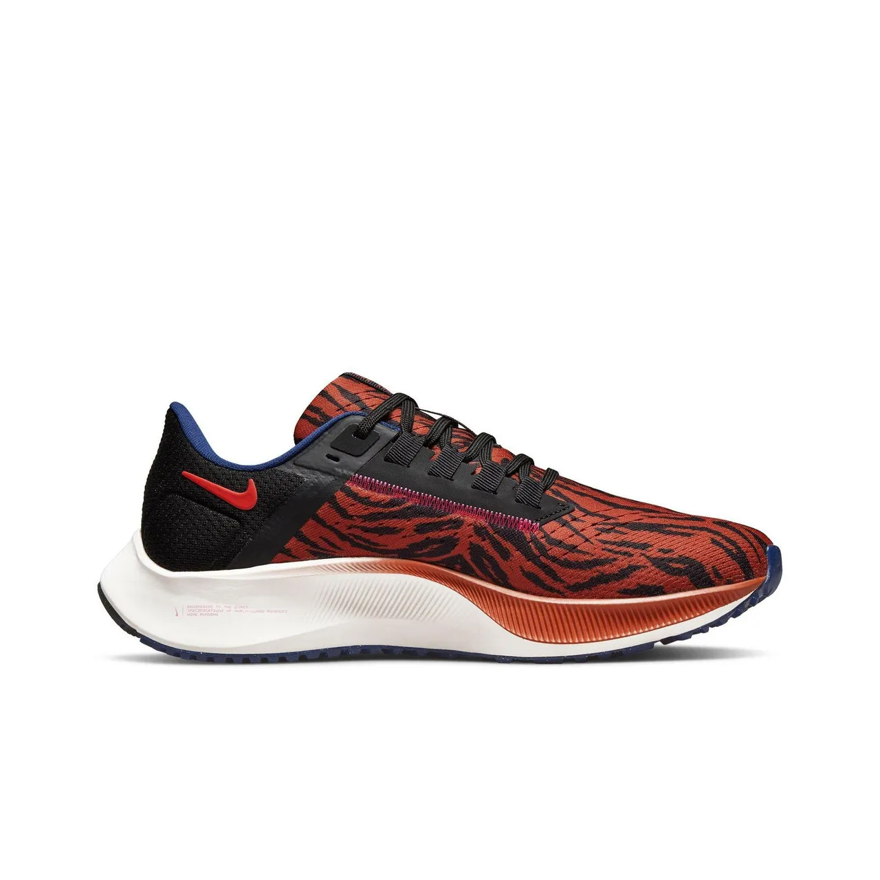 Nike Women's Air Zoom Pegasus 38 (SE) 