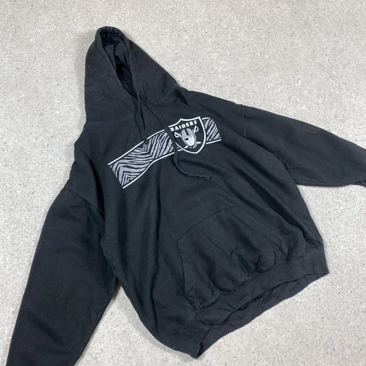 Oakland raiders hoodie medium/ large
