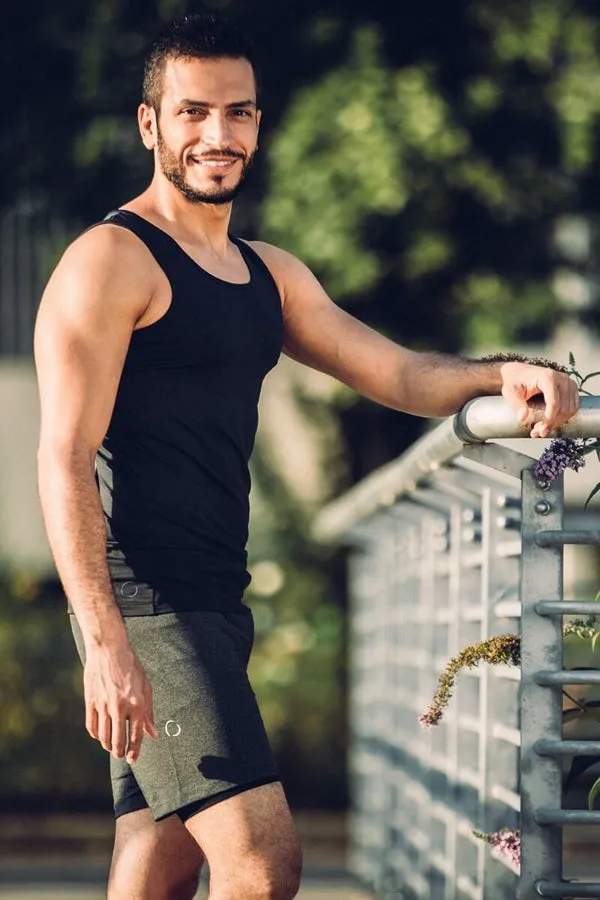 OHMME // VAJRA II MENS YOGA VEST - BLACK