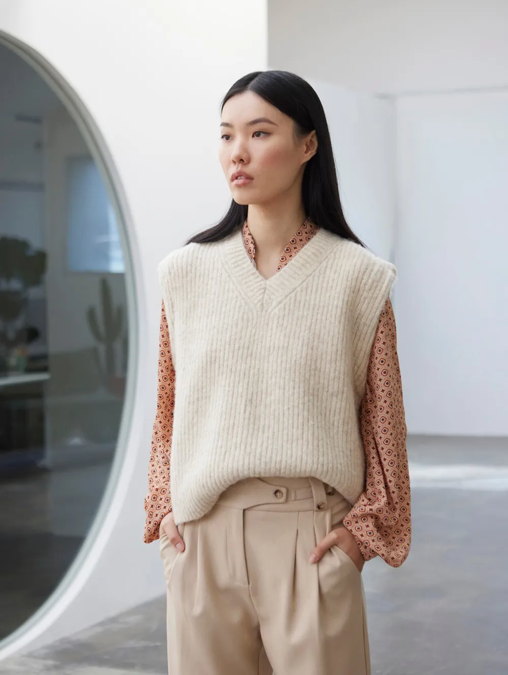 Skatïe – Pearl Knitted Vest in Clay