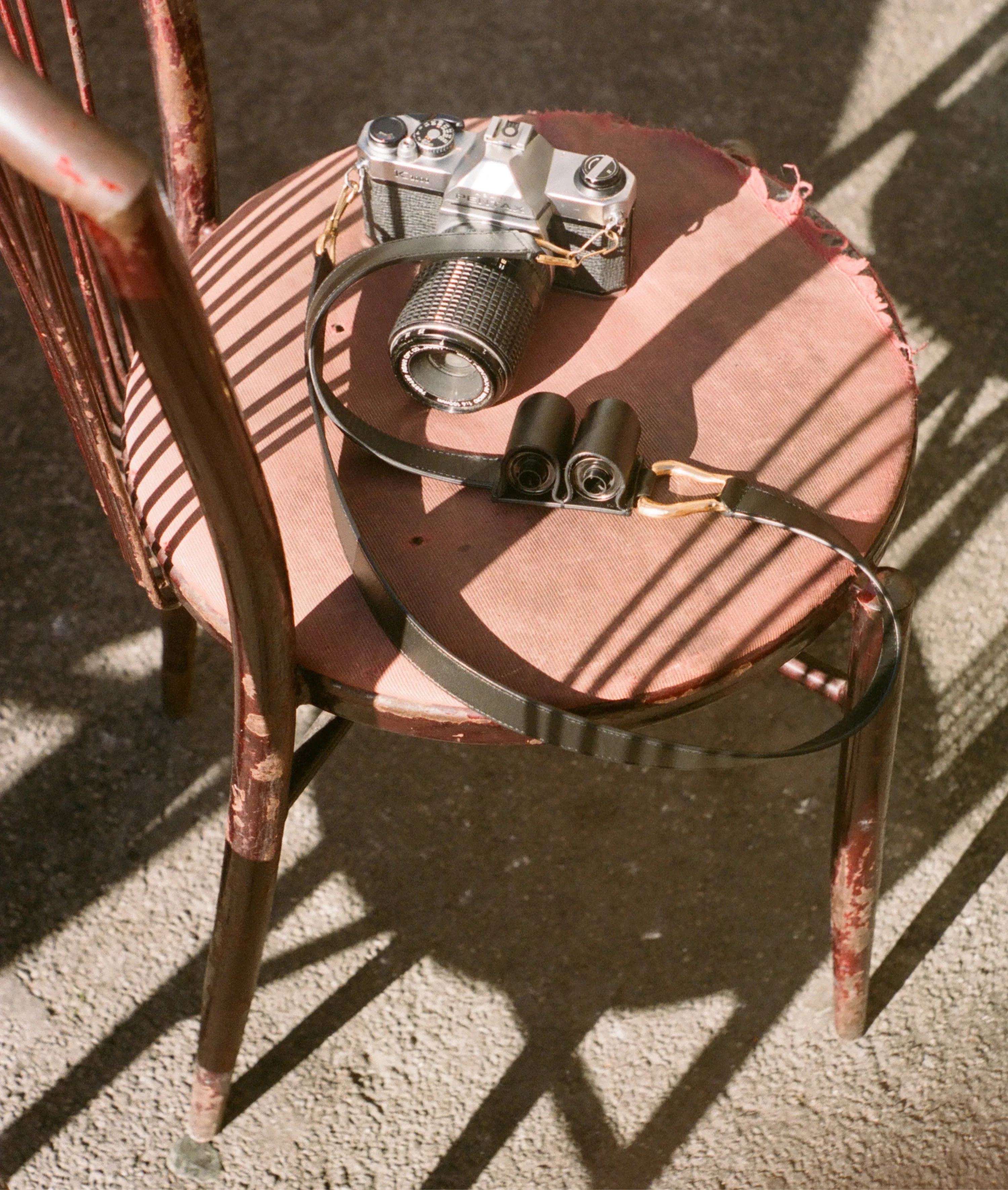 The Link of Wanderlust Camera Strap