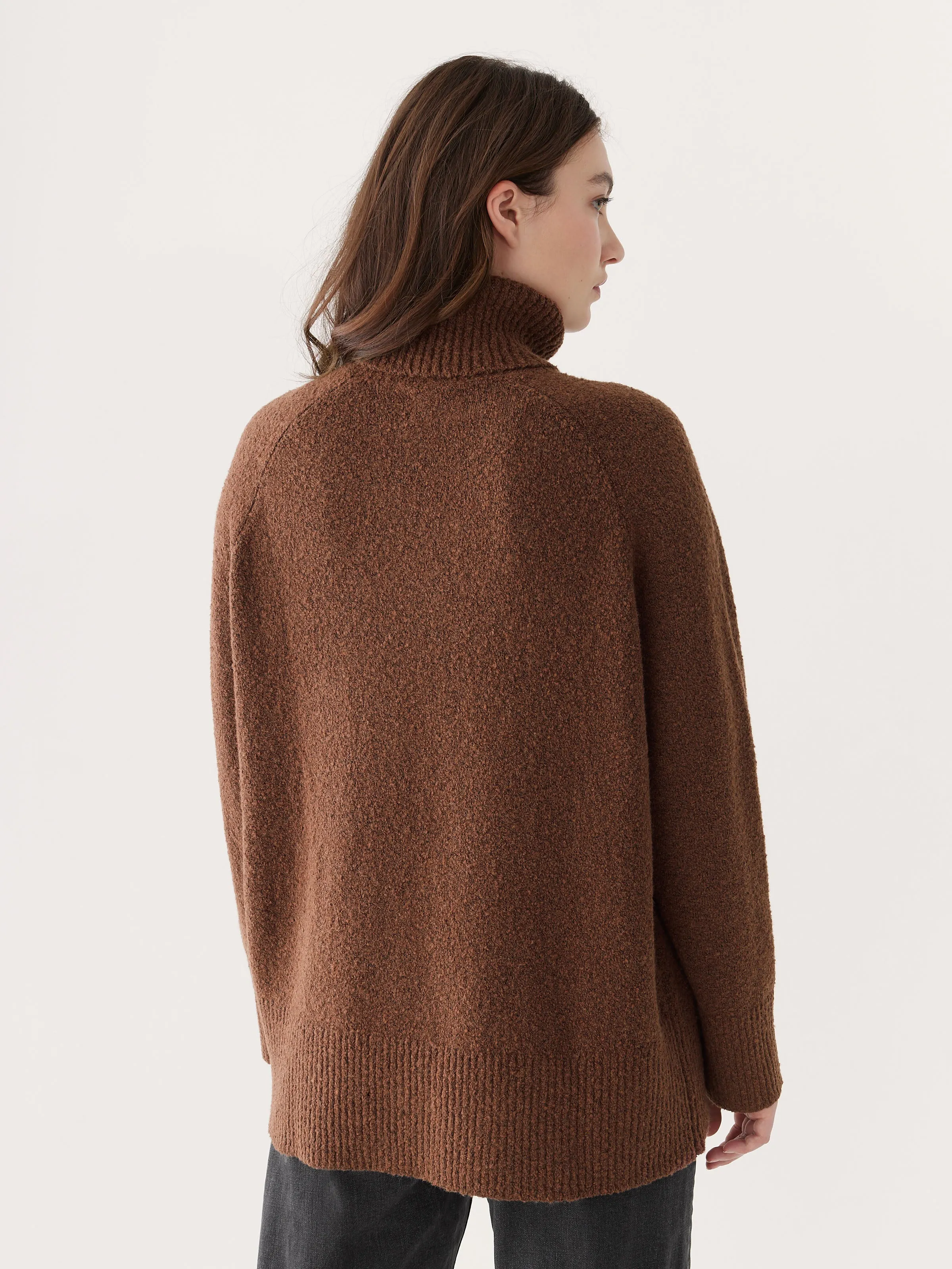 The Seawool Turtleneck in Cappuccino