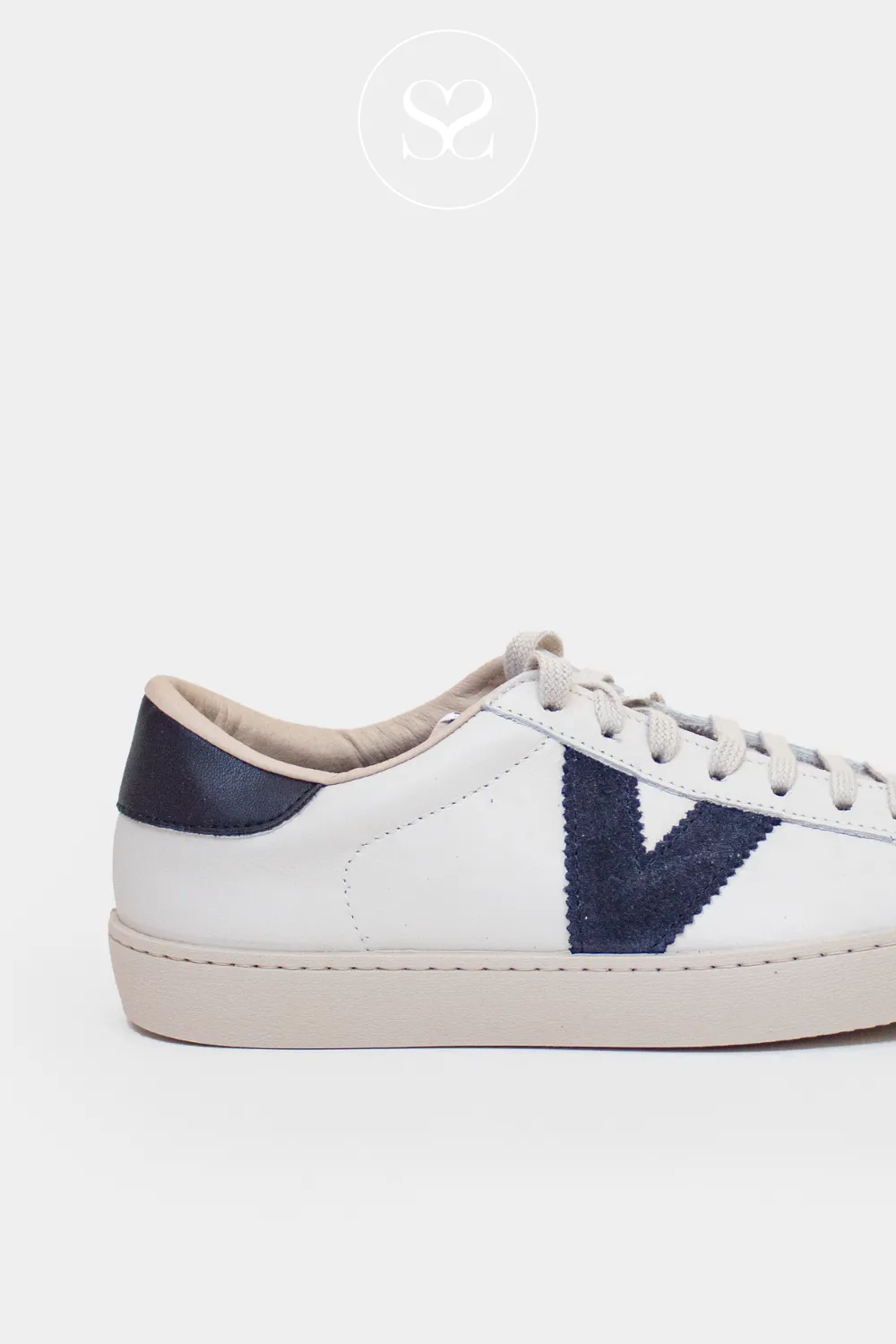VICTORIA 1-126142 WHITE/NAVY TRAINERS