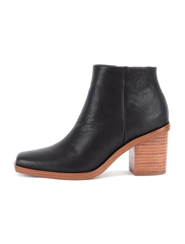 Yellow Box Velta Ankle Boot in Black